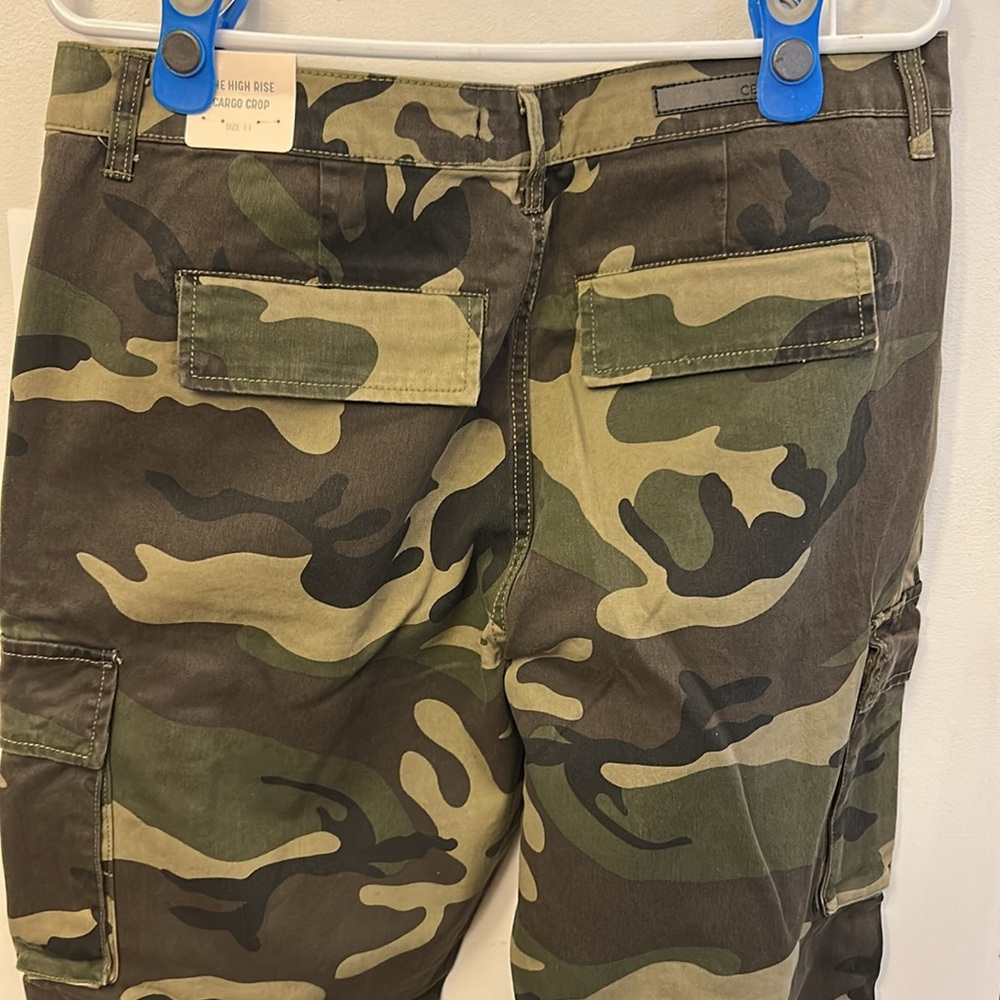 Cello Women’s Camo Cargo Pants Green Size 11 NWT - Picture 8 of 9